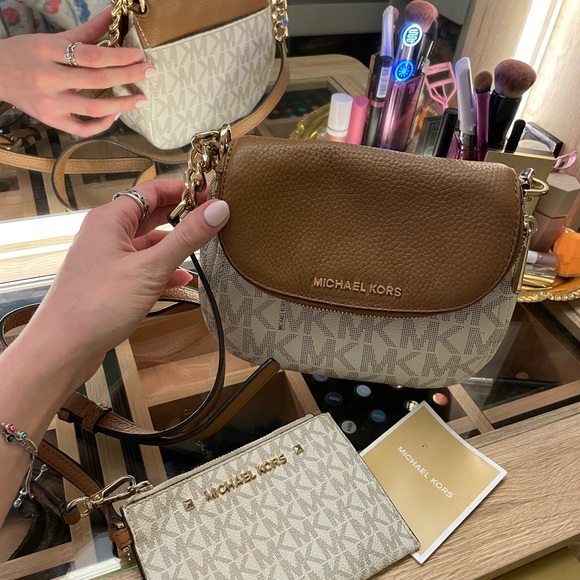 Michael Kors Handbags - Michael Kors Brown and Cream Women's crossbody Bag and wallet w/ gold hardware.